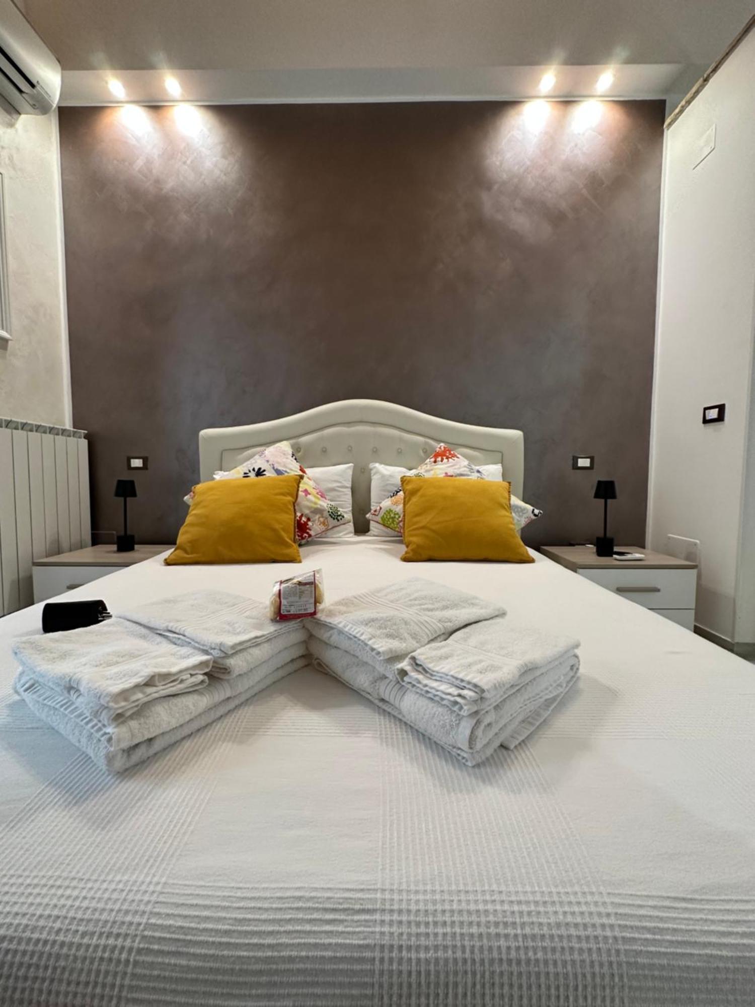 B & B Via Cavour Termoli Eksteriør billede